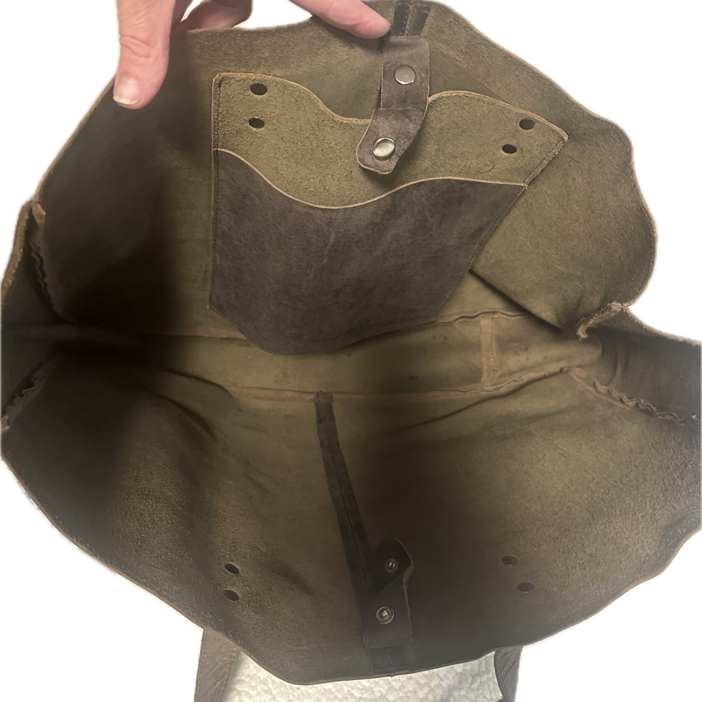 Vintage Leather Messenger Bag for Men - Picture 2 of 5